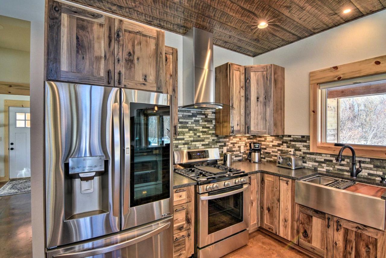 Riverfront Home With Bbq 2 Mi To Downtown Gunnison! Экстерьер фото