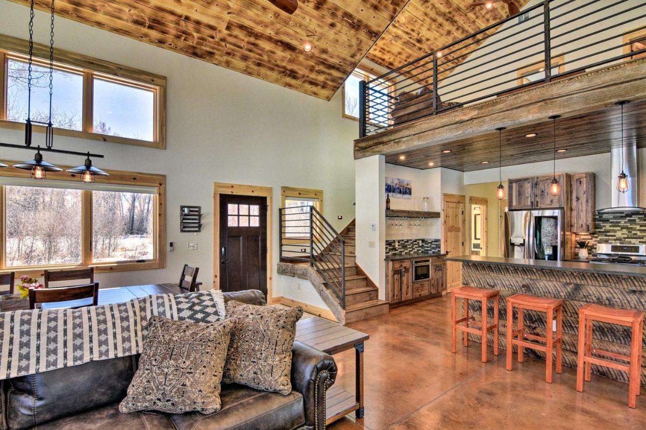 Riverfront Home With Bbq 2 Mi To Downtown Gunnison! Экстерьер фото