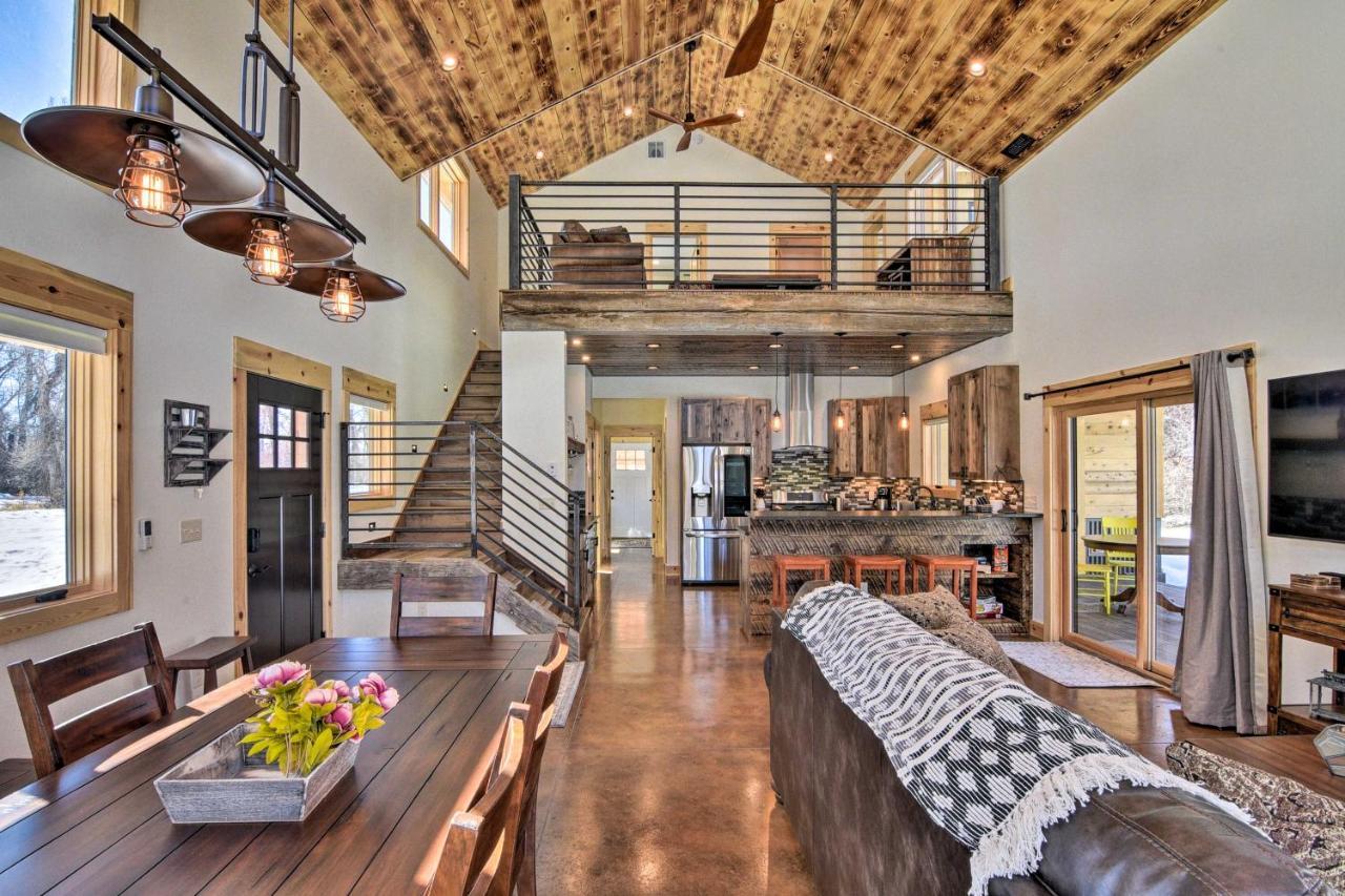 Riverfront Home With Bbq 2 Mi To Downtown Gunnison! Экстерьер фото